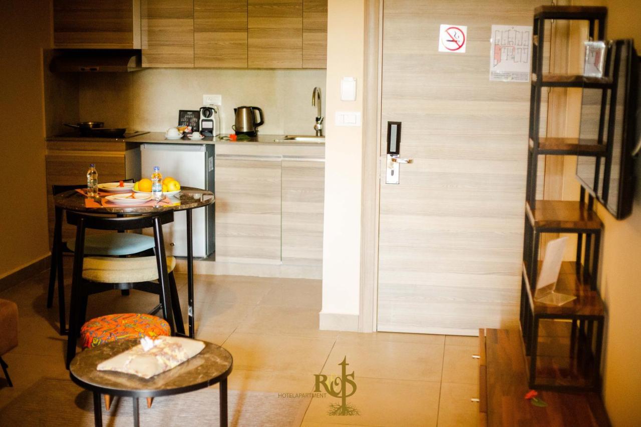 Roots Hotel Apartments Abidżan Zewnętrze zdjęcie