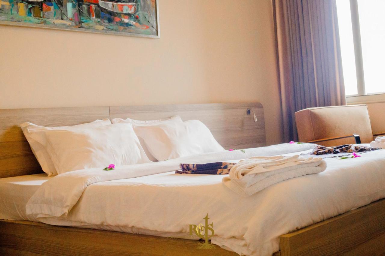 Roots Hotel Apartments Abidżan Zewnętrze zdjęcie