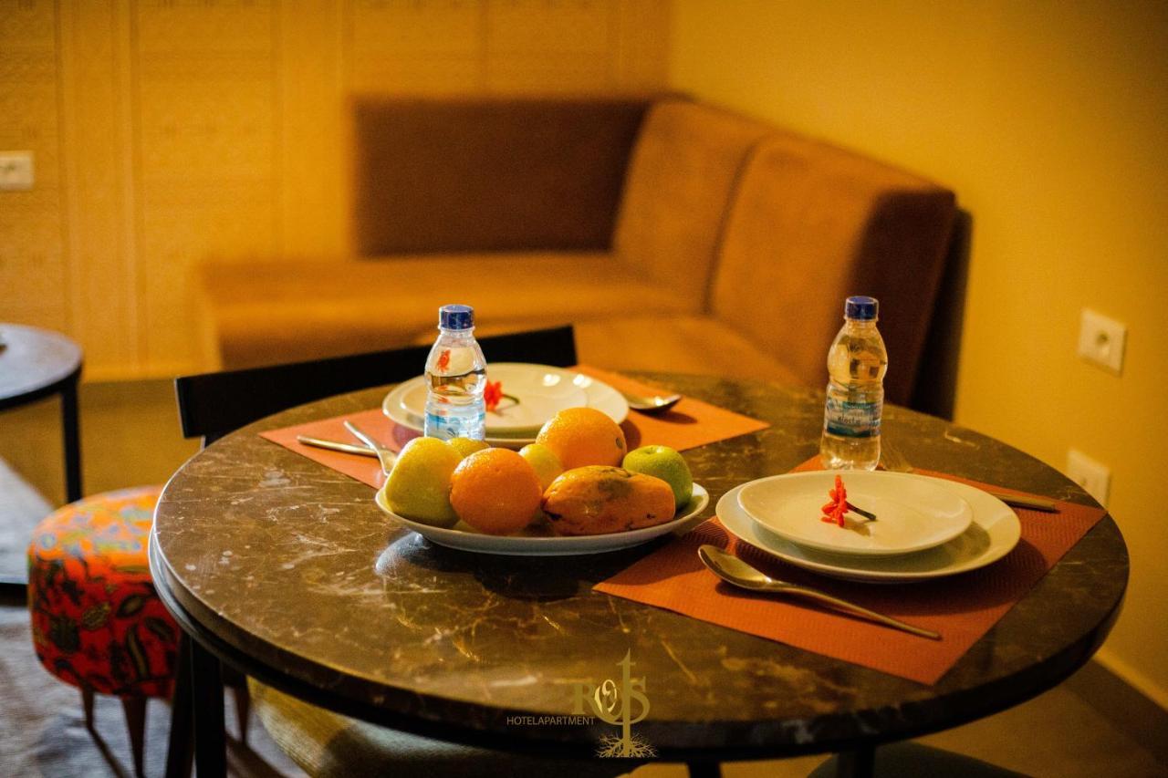 Roots Hotel Apartments Abidżan Zewnętrze zdjęcie